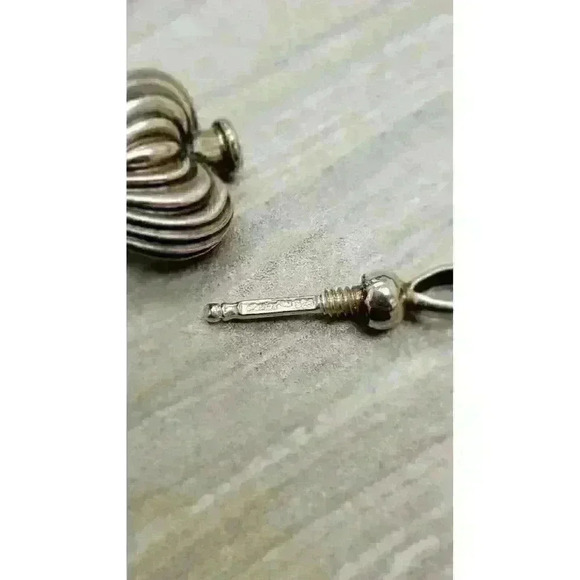 Lagos Caviar Sterling Silver Fluted Puffy Heart Perfume Pendant - Picture 5 of 6